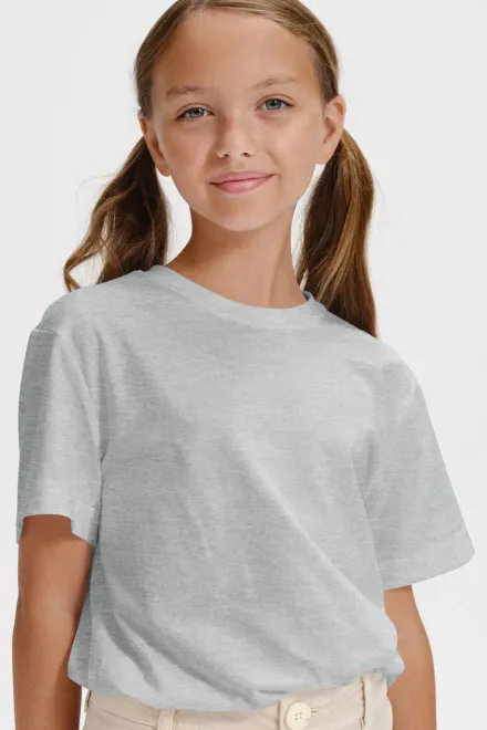Das einfache T-Shirt der Kinder, hellgrauer Marmor
